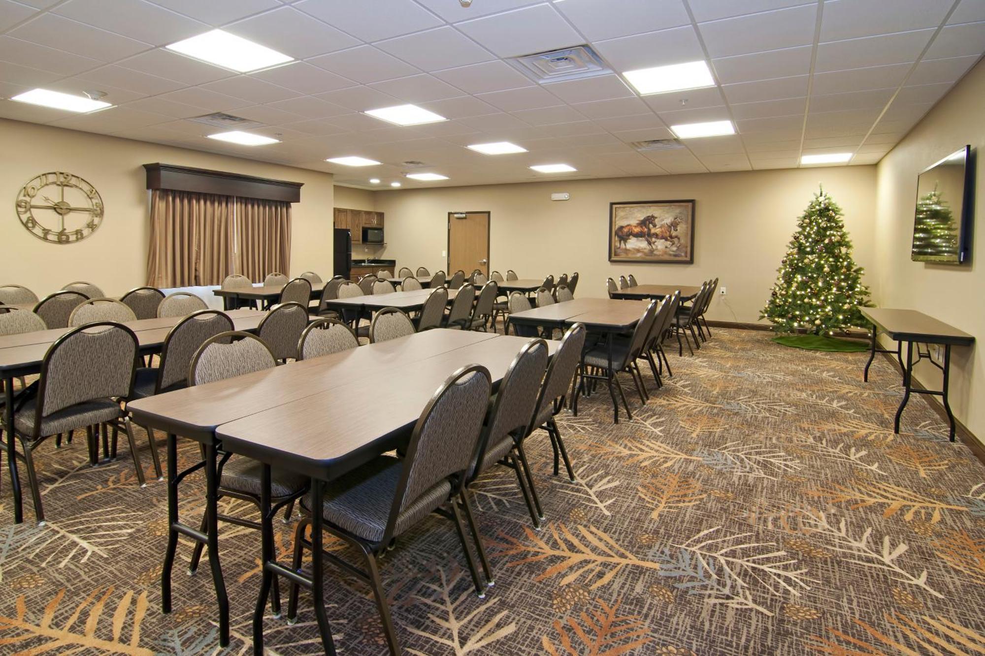 The Watford Hotel Watford City Екстериор снимка