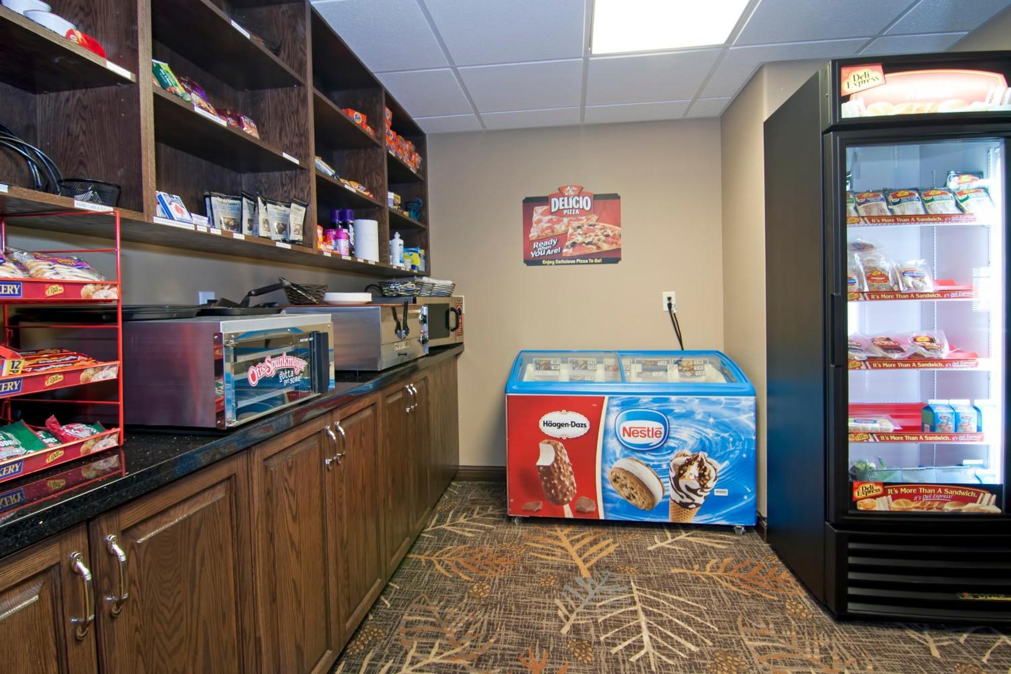 The Watford Hotel Watford City Екстериор снимка