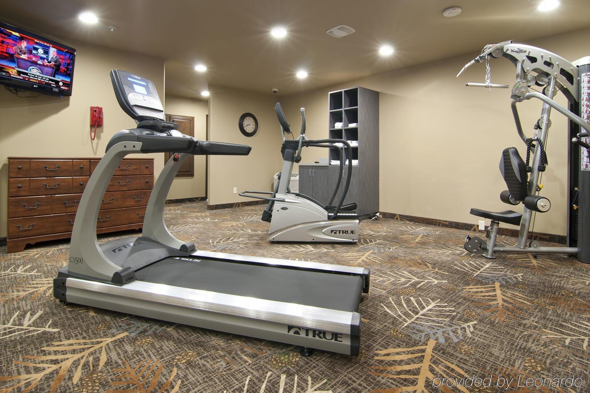 The Watford Hotel Watford City Екстериор снимка