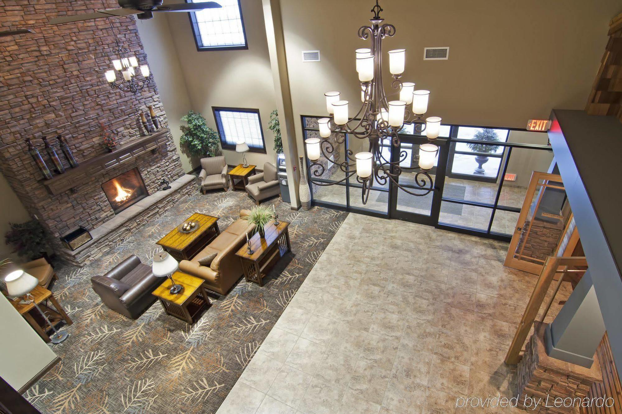 The Watford Hotel Watford City Екстериор снимка