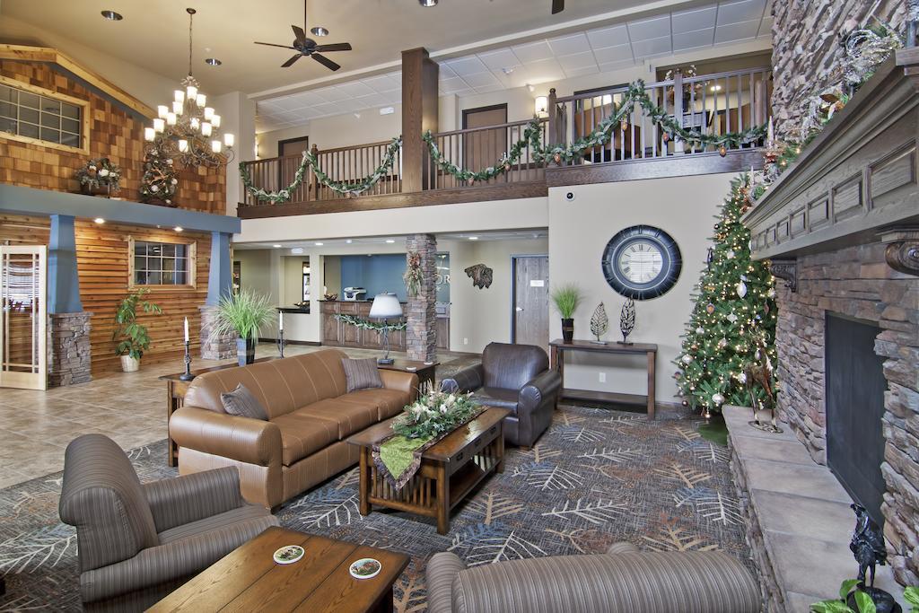 The Watford Hotel Watford City Екстериор снимка