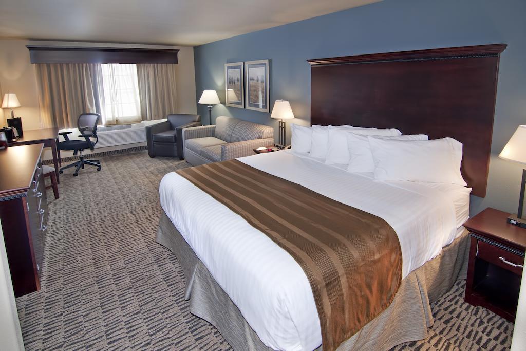 The Watford Hotel Watford City Екстериор снимка