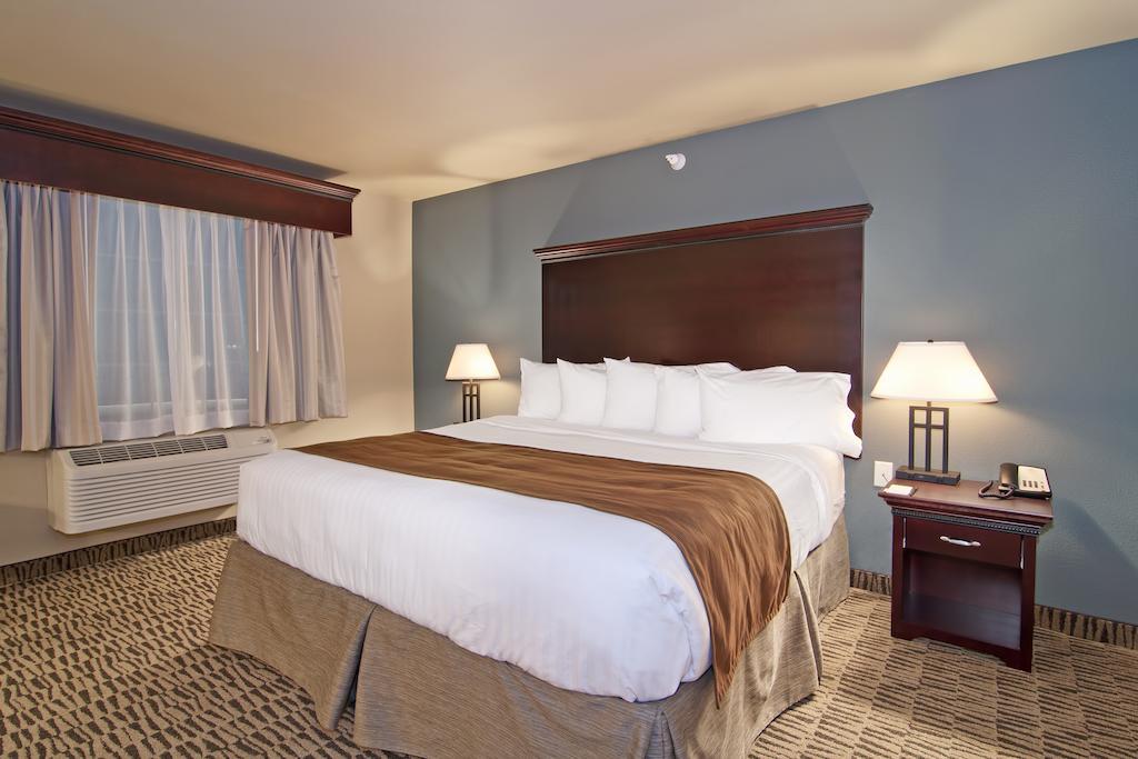 The Watford Hotel Watford City Екстериор снимка